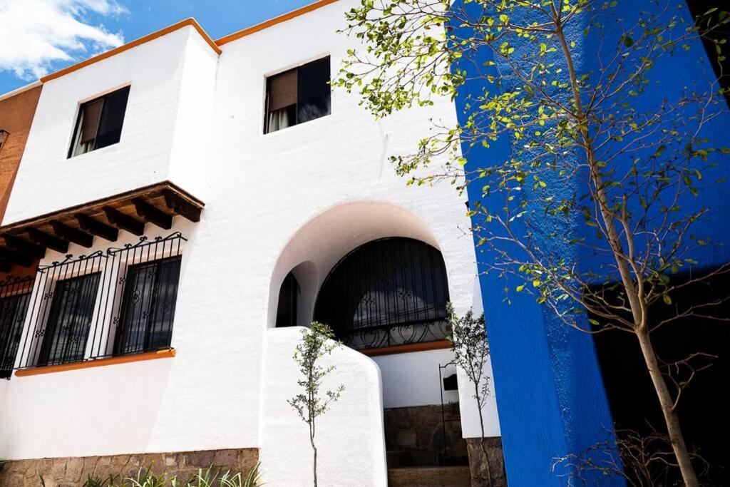 הוילה Casa Aurora, Estilo Rustico-Moderno, גואנאחואטו מראה חיצוני תמונה