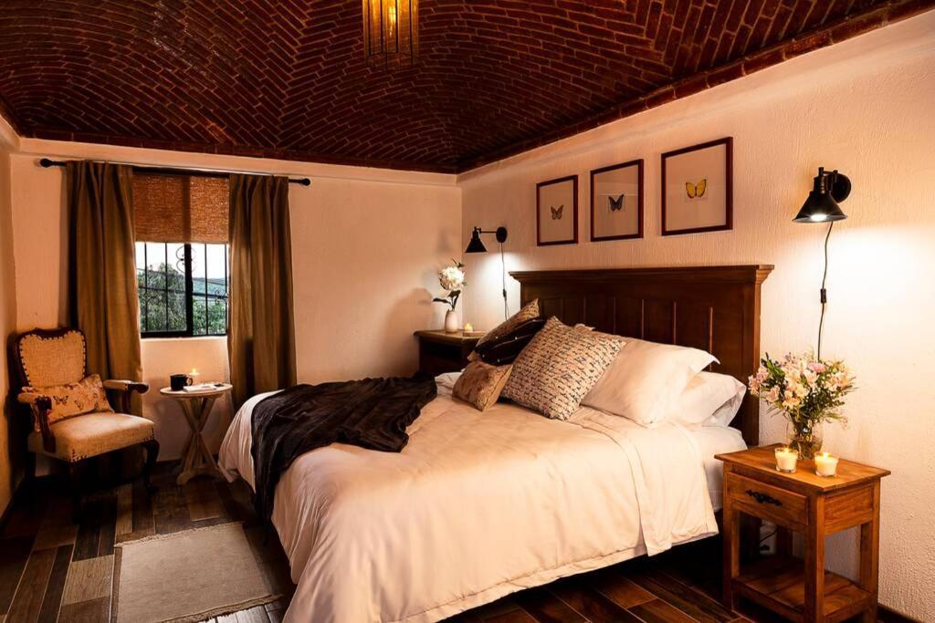 הוילה Casa Aurora, Estilo Rustico-Moderno, גואנאחואטו מראה חיצוני תמונה